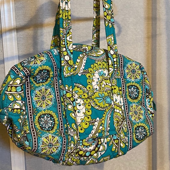 Vera Bradley Handbags - NWOT Vera Bradley Peacock Pattern Shoulder Bag